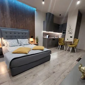 https://silver-dawn-apartments.szeged-hotels.com