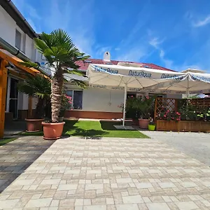 Hédi Apartman